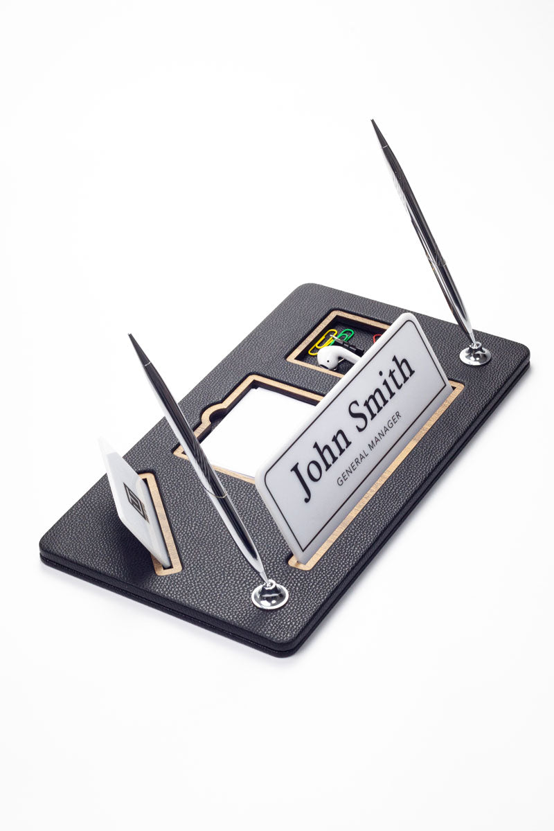 Royal Organizer İki Kalemli Deri Masa İsimliği Siyah Ahşap Detaylı