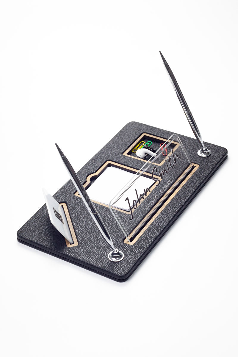 Royal Organizer İki Kalemli Deri Masa İsimliği Siyah Ahşap Detaylı