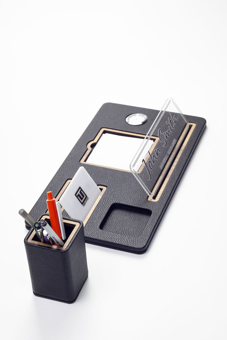 London Masaüstü İsimliği Deri Organizer Ahşap Detaylı