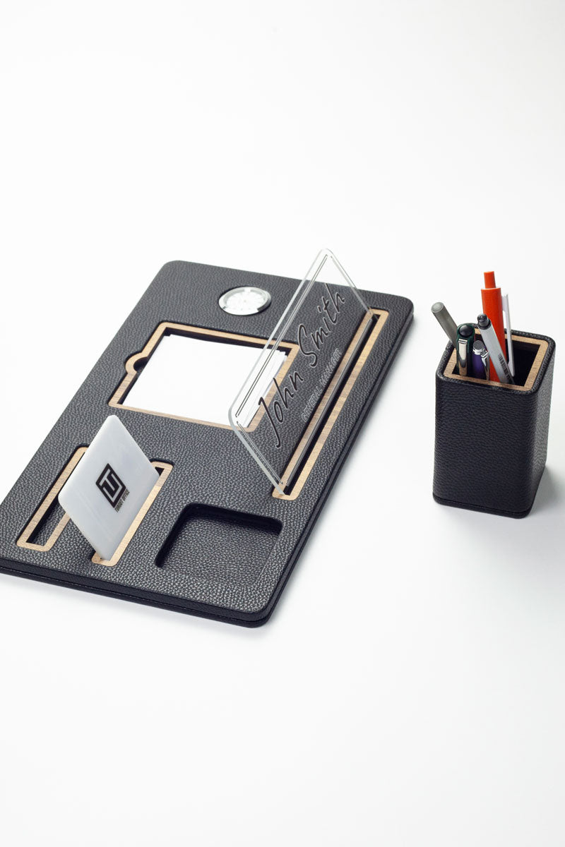 London Masaüstü İsimliği Deri Organizer Ahşap Detaylı