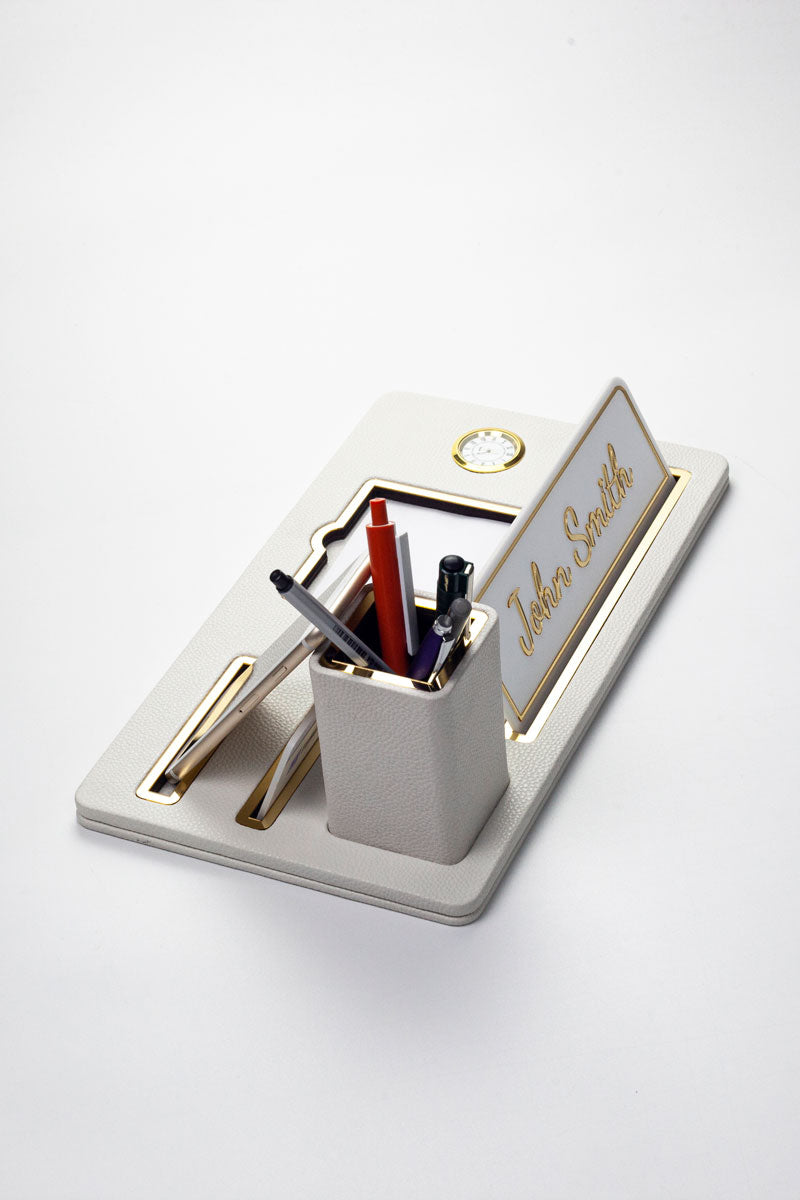 London Masaüstü İsimliği Deri Organizer Beyaz Gold Detaylı Saat ve Kalemlikli