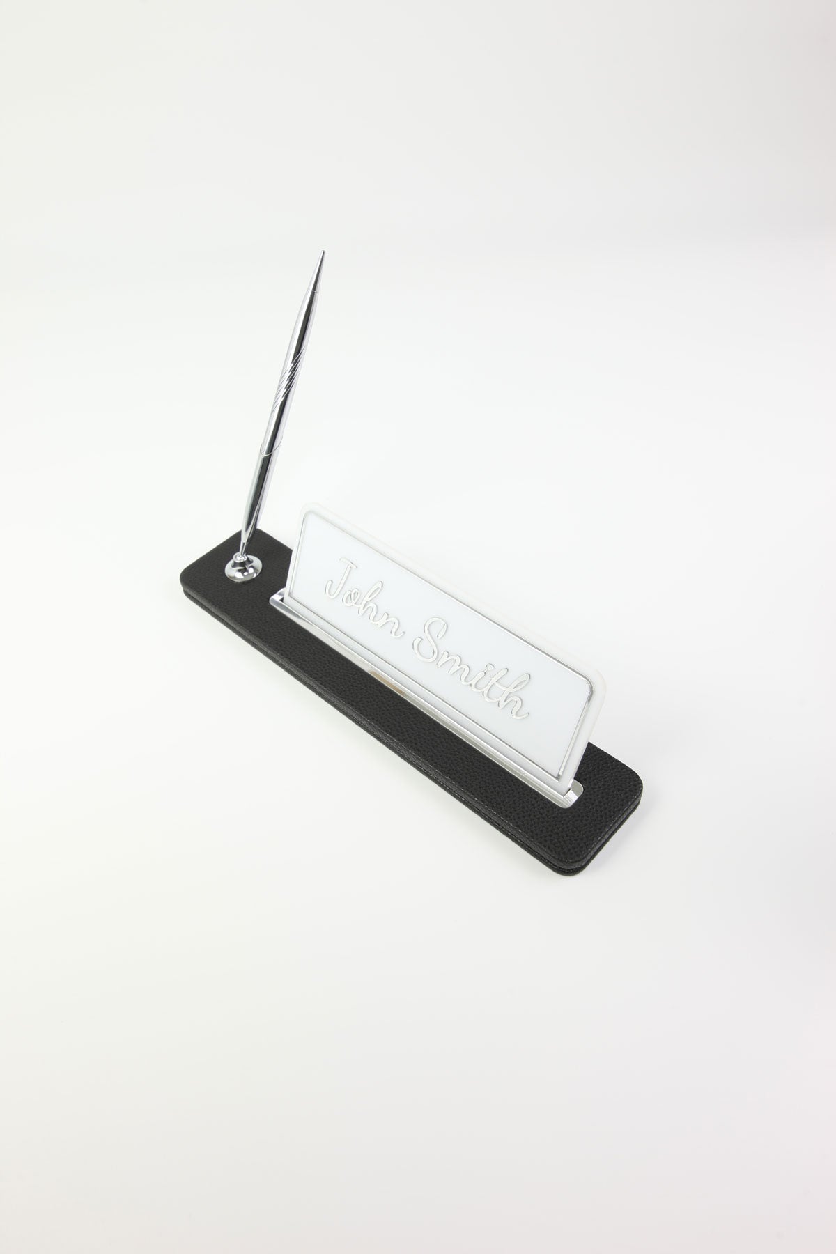 Lincoln Kalemli Deri Masaüstü İsimliği Siyah Krom Detaylı - İsimlik ve İmza Kalemi
