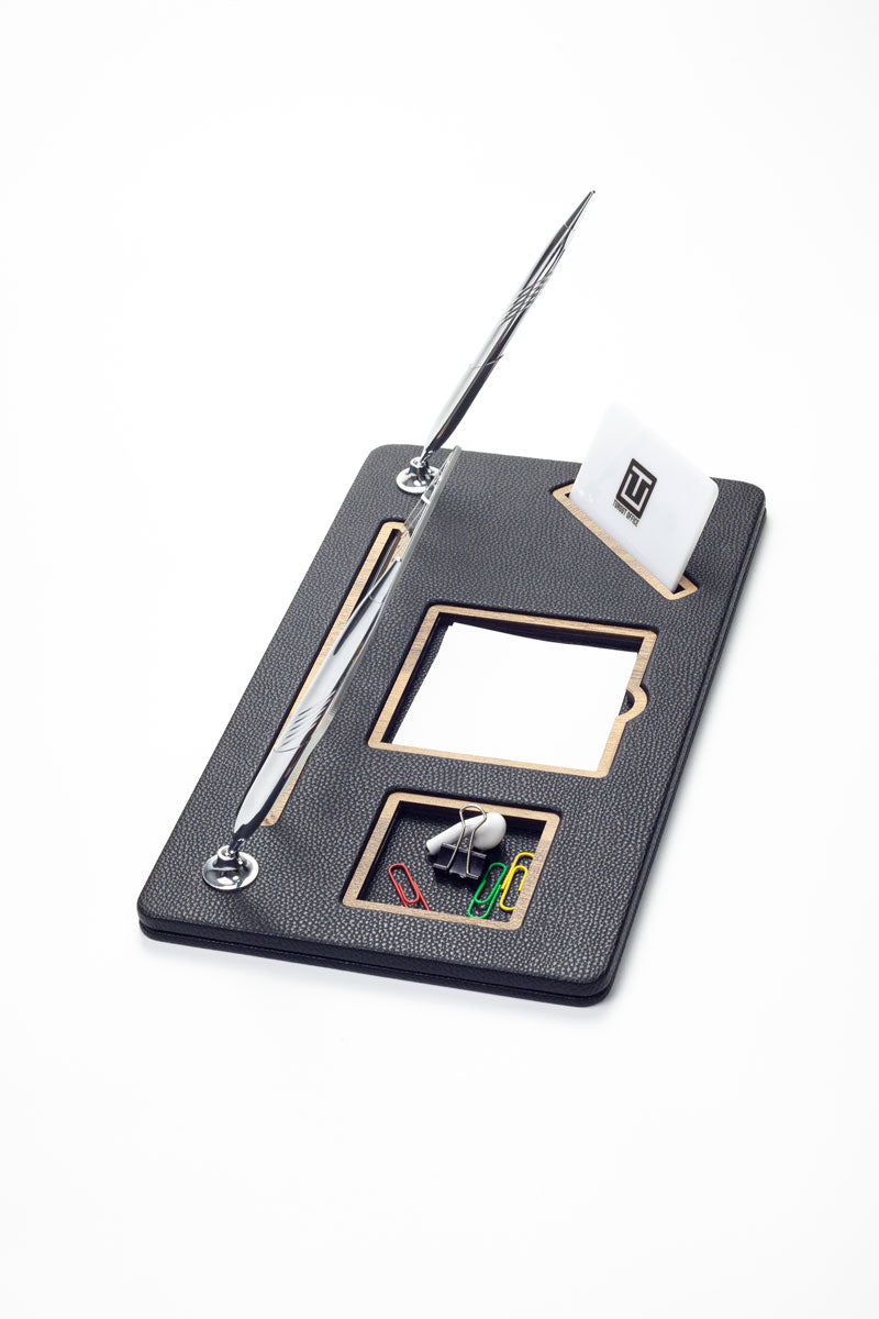 Royal Organizer İki Kalemli Deri Masa İsimliği Siyah Ahşap Detaylı