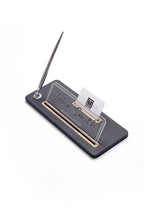 Cavalli Tek Kalemli Deri Masa İsimliği Siyah Ahşap Detaylı