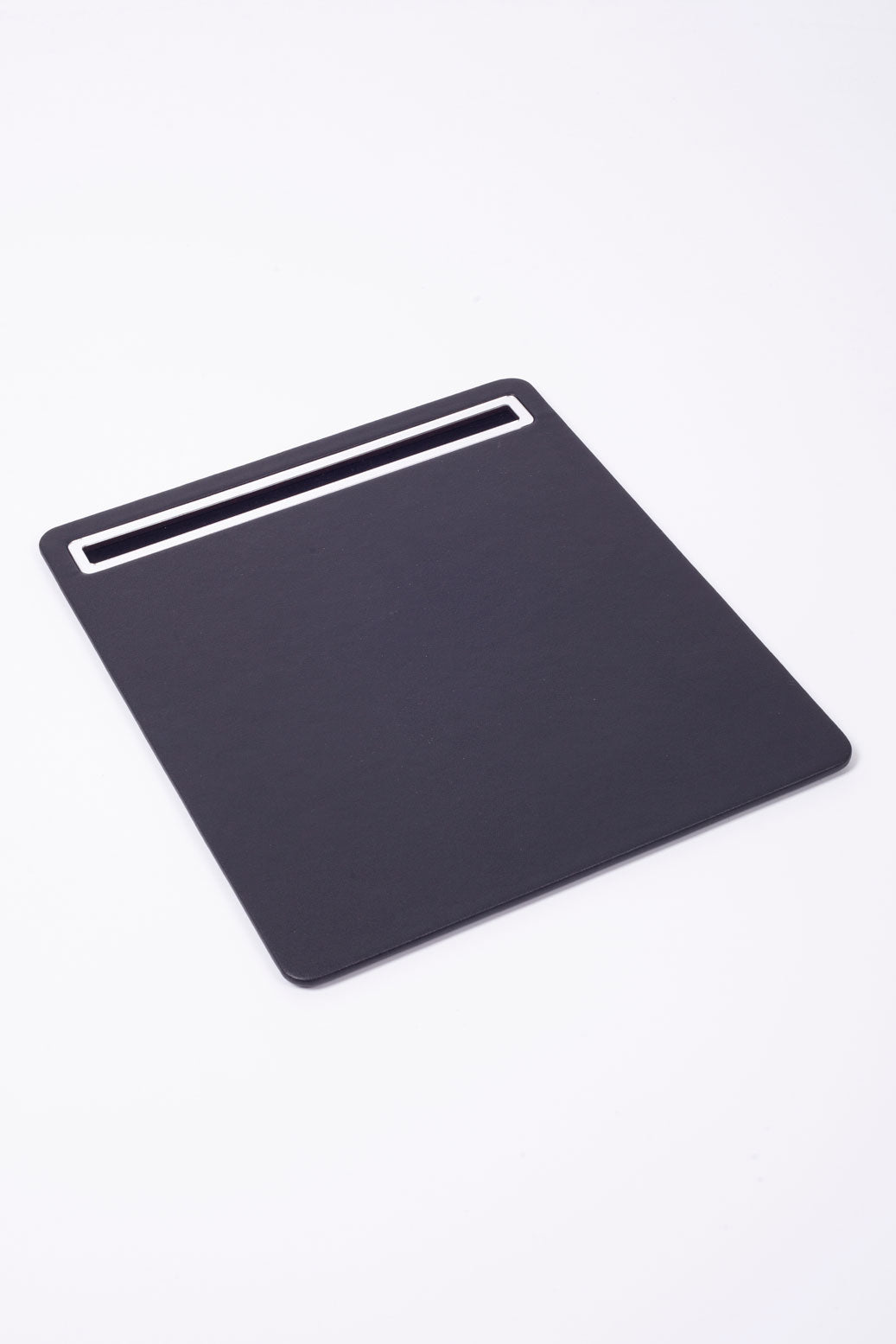 Deri Mousepad Düz Siyah Krom Detaylı