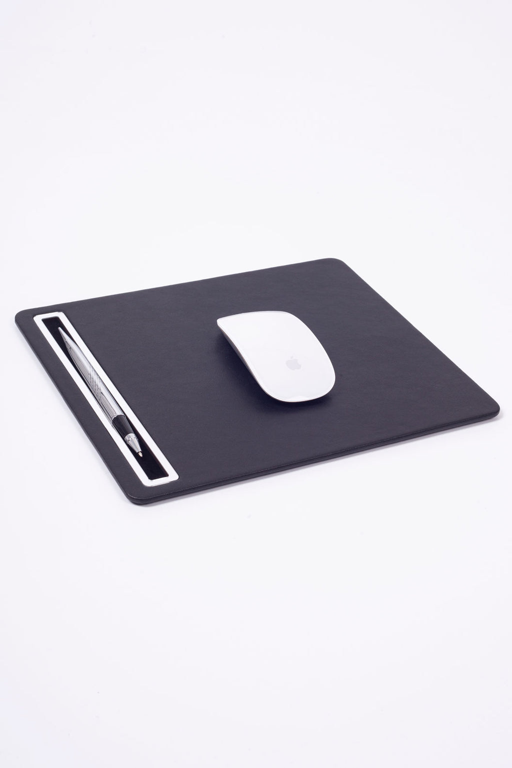 Deri Mousepad Düz Siyah Krom Detaylı