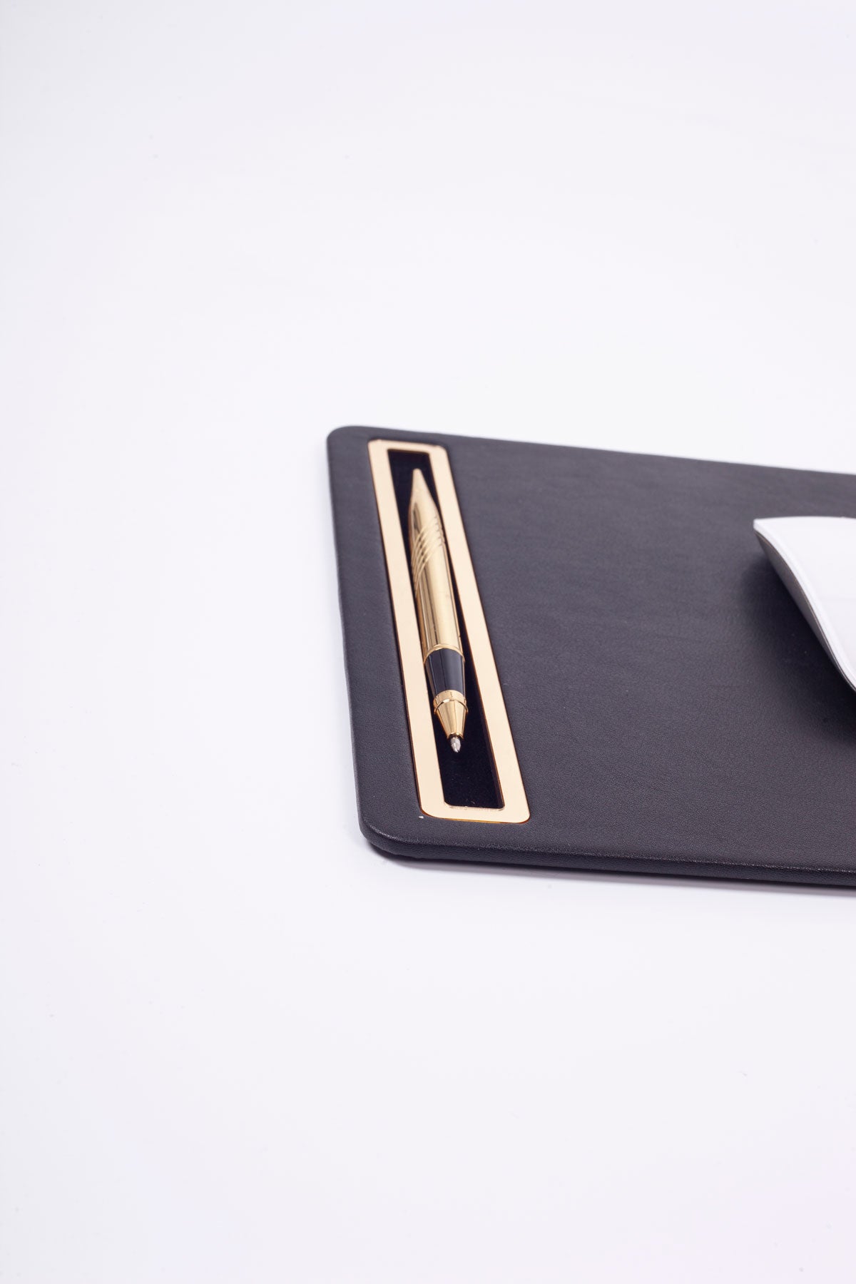 Deri Mousepad Düz Siyah Gold Detaylı