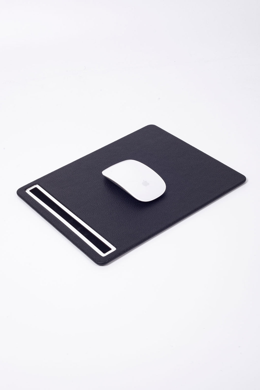 Deri Mousepad Siyah Krom Detaylı