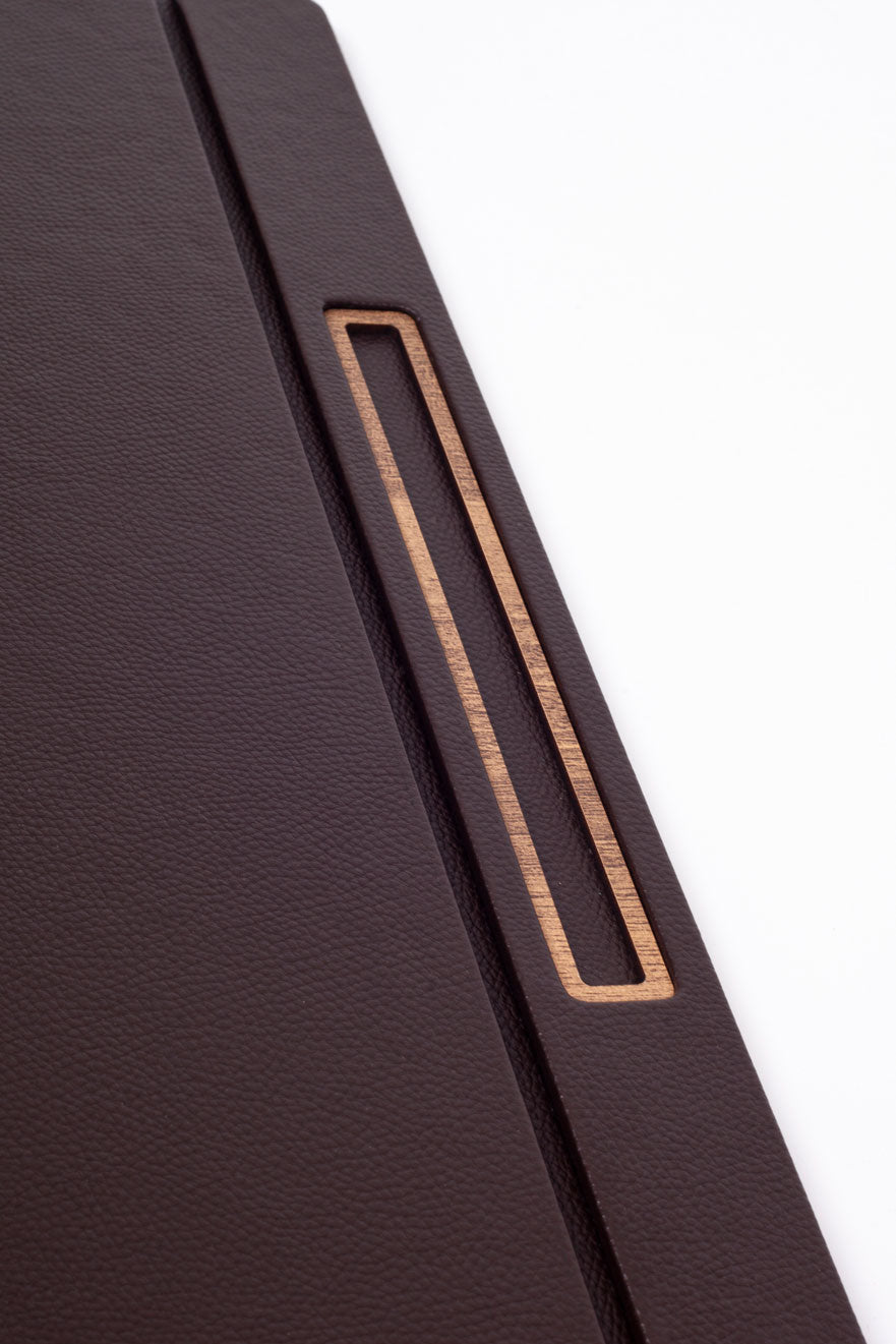 Deri Kapaklı Masa Sümeni Kahve Ahşap Detaylı 50x35cm