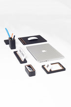 Alya 6 Parça Masa İsimlik Seti Siyah Ahşap Detaylı