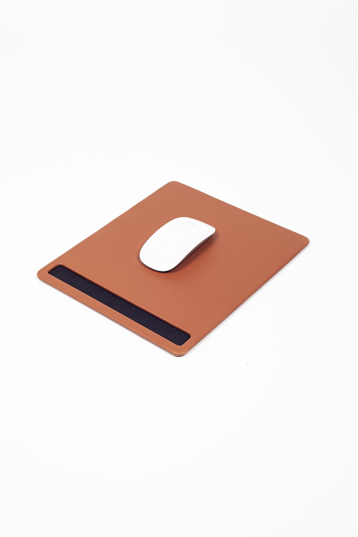 Deri Mousepad Taba 23x27cm Kalem Bölümlü